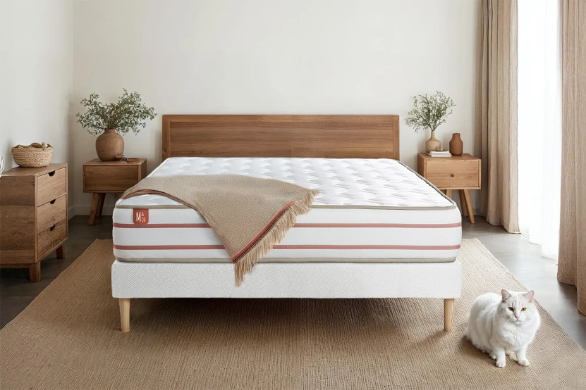 Ensemble Matelas Sommier 140x190 cm - Sommier Blanc (déjà monté) - Le Doux