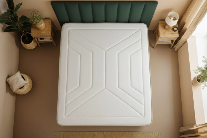 Pack lit complet 140x200 cm - Matelas + Sommier Blanc (en kit) + 2 oreillers + Couette - Le Tendre