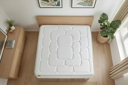 Pack lit complet 160x200 cm - Matelas + Sommier Blanc + 2 oreillers + Couette - Le Douillet